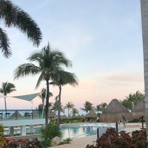 Meet your Posher, Bella